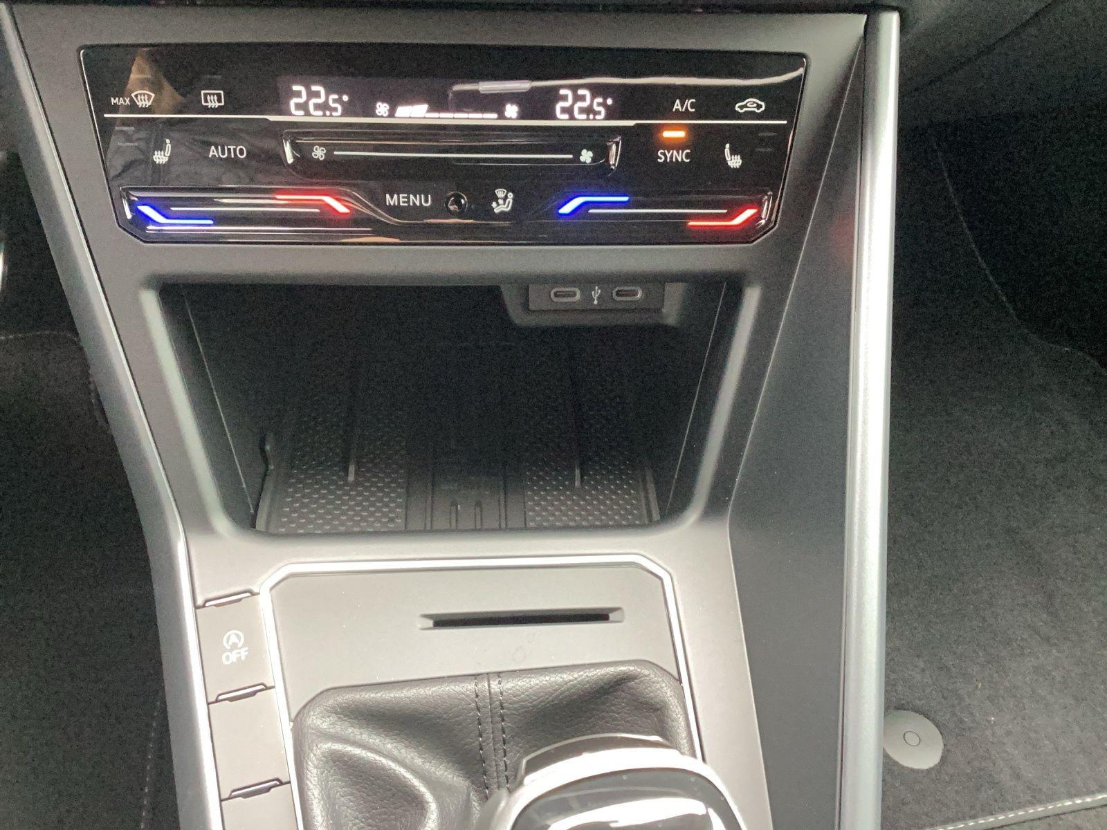 Volkswagen Taigo 1.0 TSI DSG R-Line