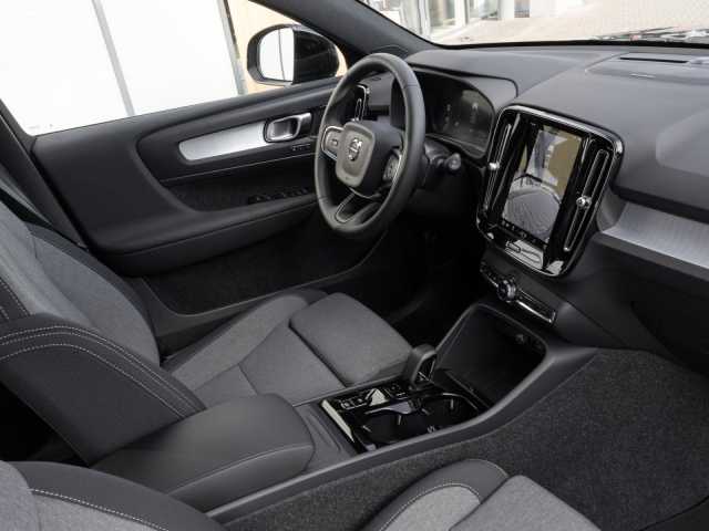 Volvo XC40 Plus