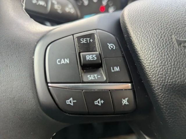 Ford Puma EcoBoost Titanium