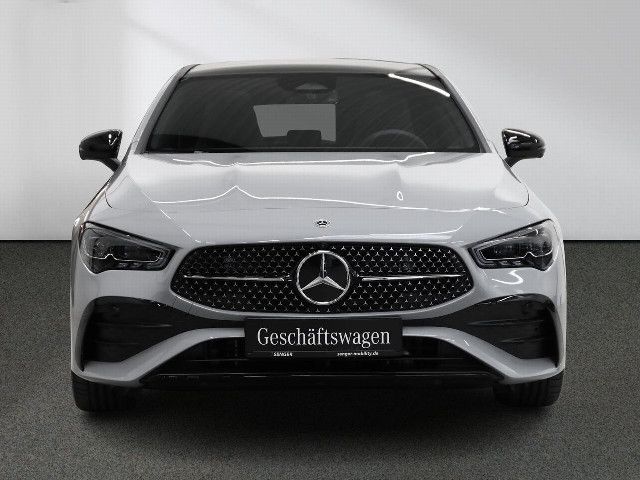 Mercedes-Benz CLA 200 Shooting Brake