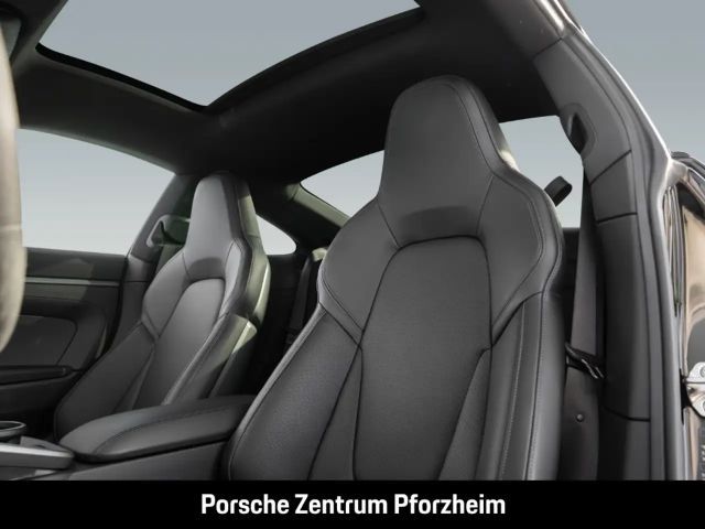 Porsche 992 Carrera Coupé