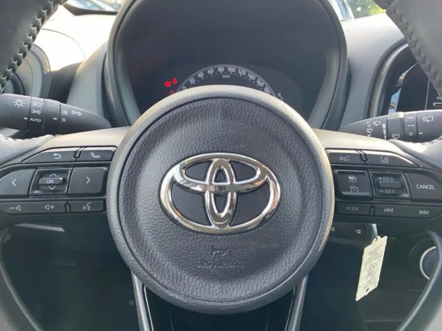 Toyota Aygo Hatchback Play X-play