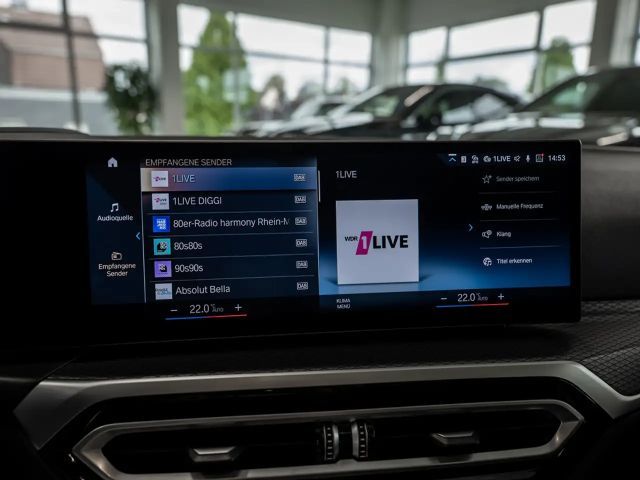 BMW 320 320i M-Sport Touring