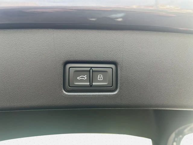 Audi Q4 e-tron Quattro S-Line Sportback