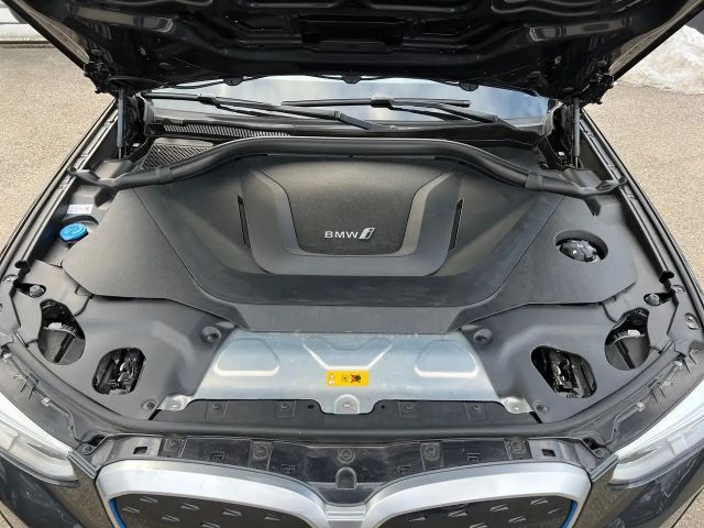 BMW iX3 Impressive iX3