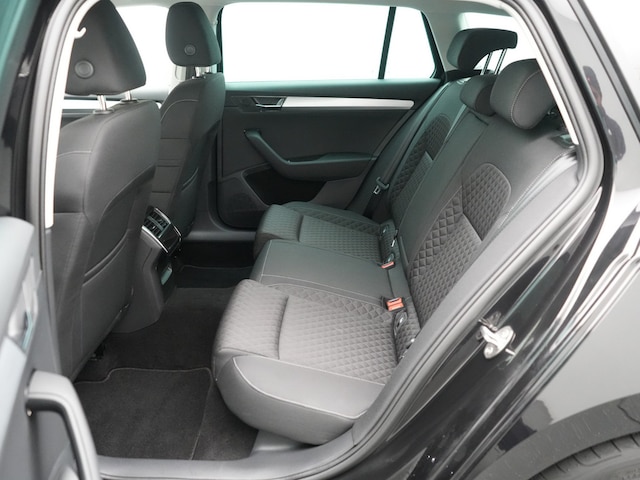 Skoda Superb Ambition Combi iV