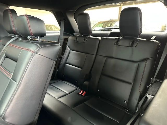 Ford Explorer Plug in Hybrid ST Line