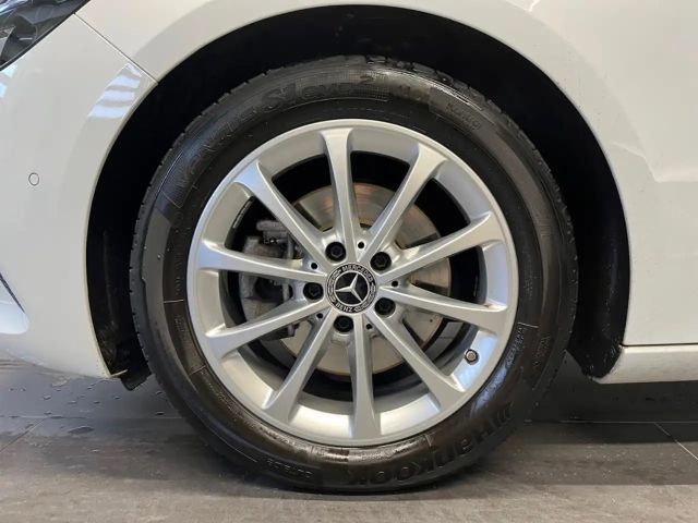 Mercedes-Benz B 200 Progressive