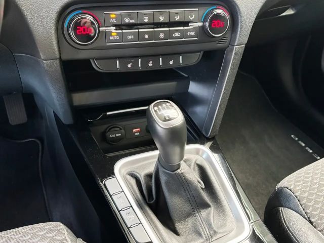 Kia XCeed 1.5 Benzin "Spirit" *LED* Navi * Allwetter*RFK*