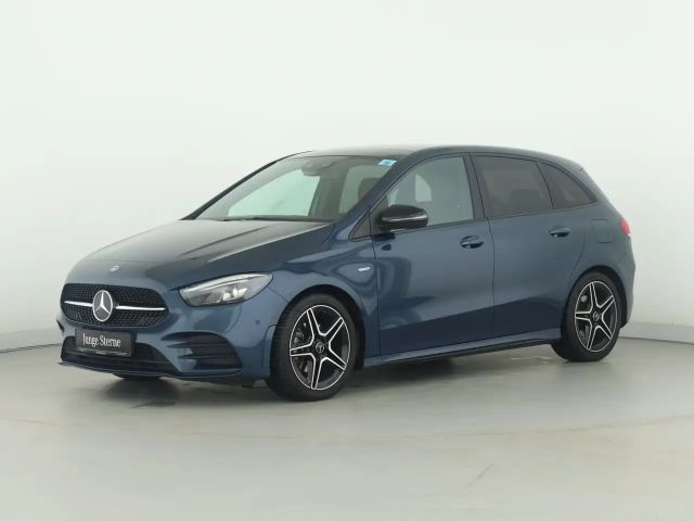 Mercedes-Benz B 200 AMG Line