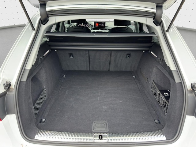 Audi A4 40 TFSI Avant S-Tronic