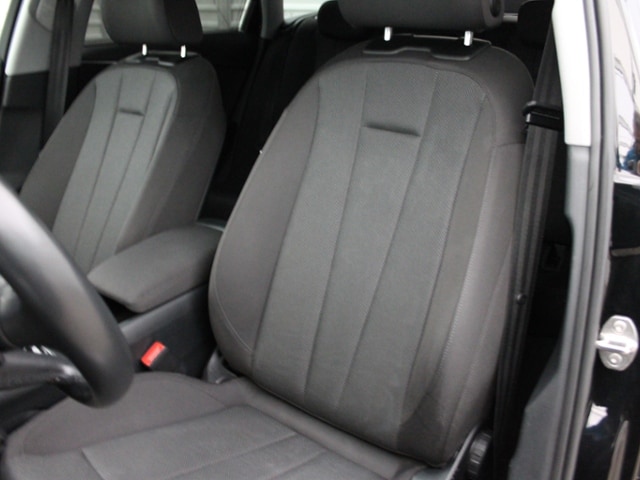 Audi A4 35 TFSI Avant S-Tronic