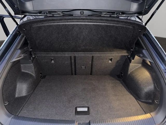 Volkswagen T-Roc 1.5 TSI DSG R-Line