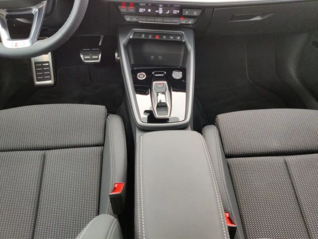 Audi A3 35 TFSI S-Line S-Tronic Sportback