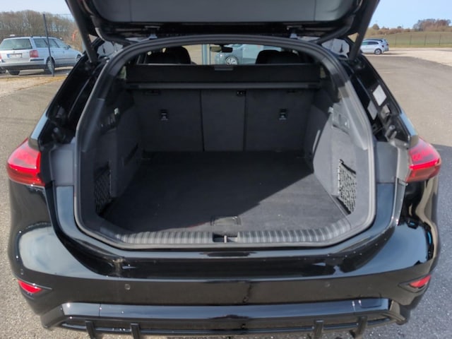 Audi A6 e-tron Avant Quattro