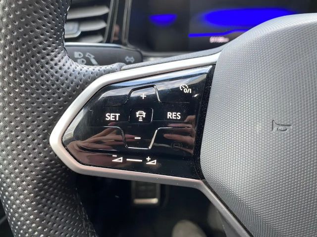 Volkswagen T-Roc IQ.Drive R-Line