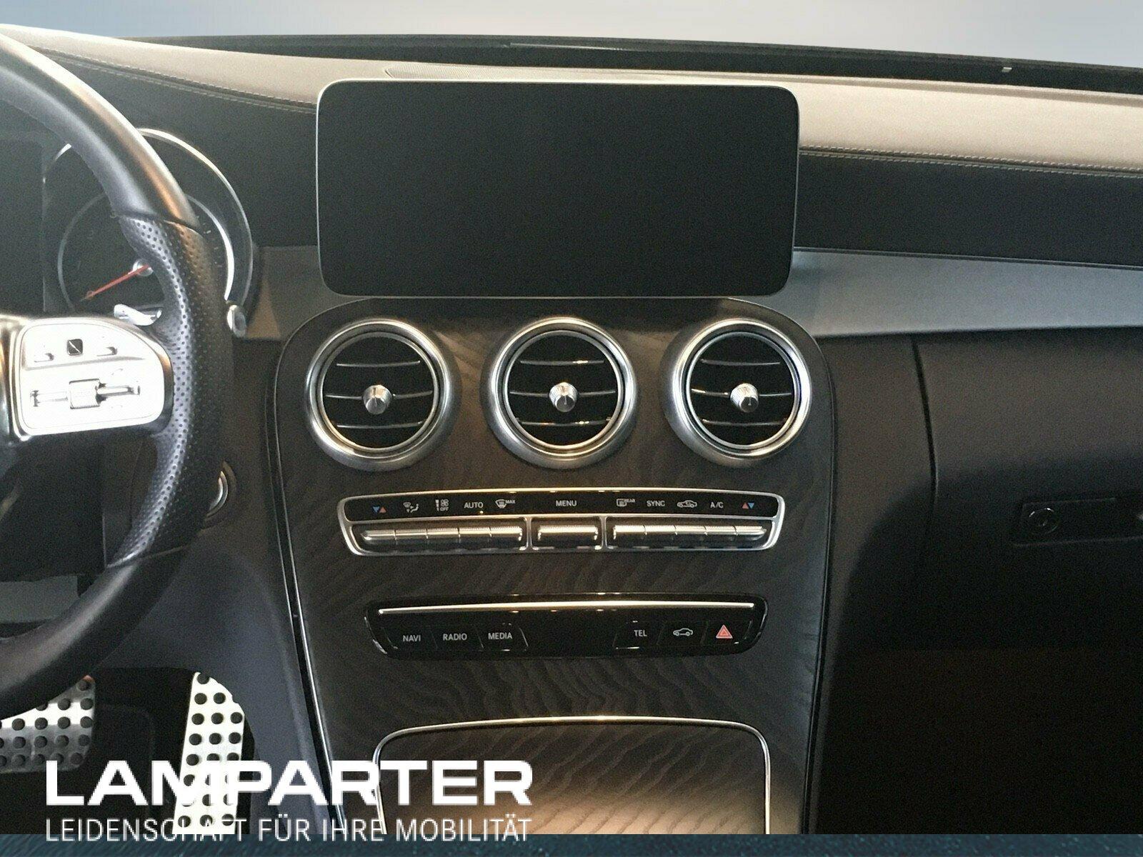 Mercedes-Benz C 200 AMG Line Cabriolet