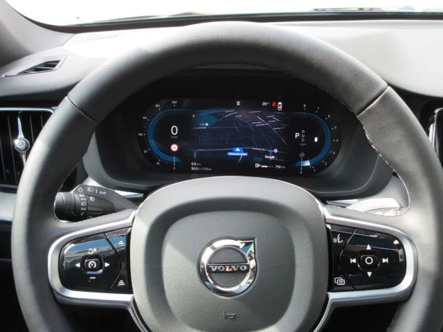 Volvo XC60 AWD Dark Plus