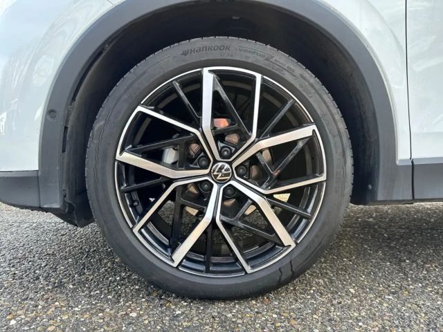 Volkswagen Tiguan 1.5 eTSI Elegance Elegance