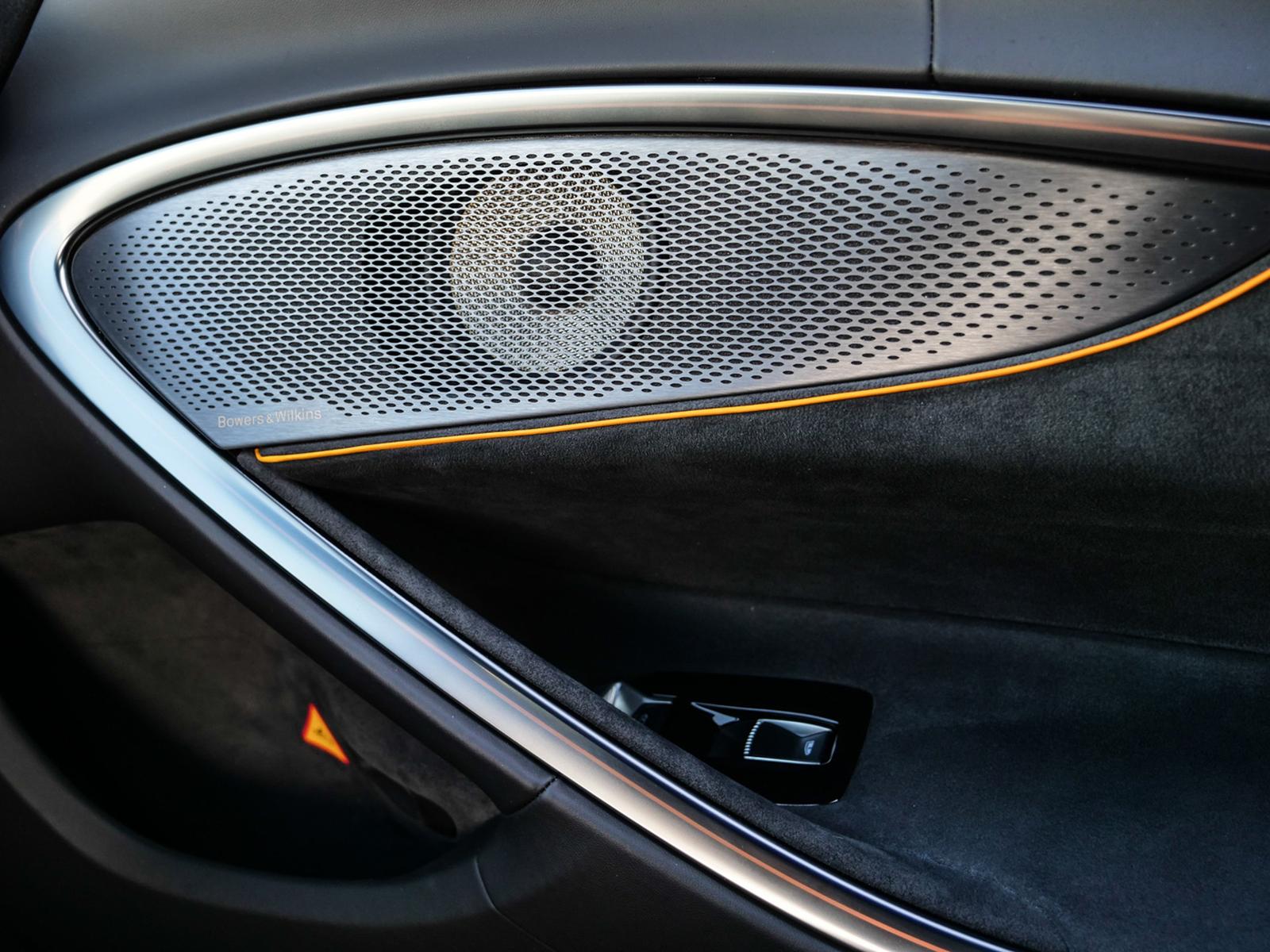 McLaren Artura Spider