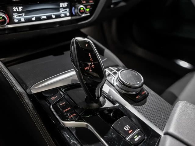 BMW 520 520d M-Sport Touring