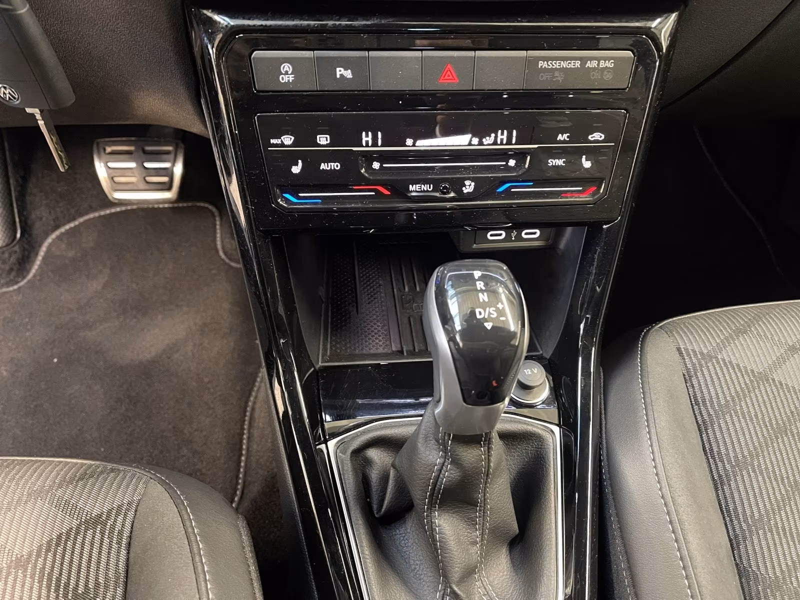 Volkswagen T-Cross 1.5 TSI R-Line