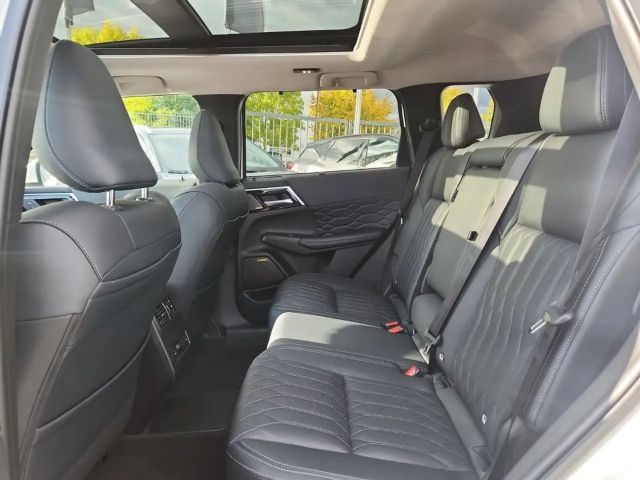 Mitsubishi Outlander 4WD