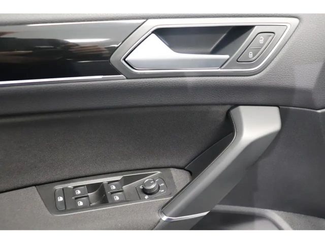 Volkswagen Touran 1.5 TSI DSG Highline