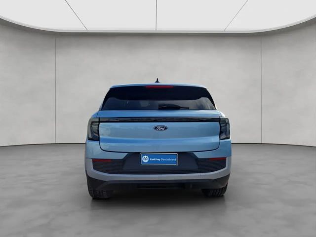 Ford Explorer Extended range RWD