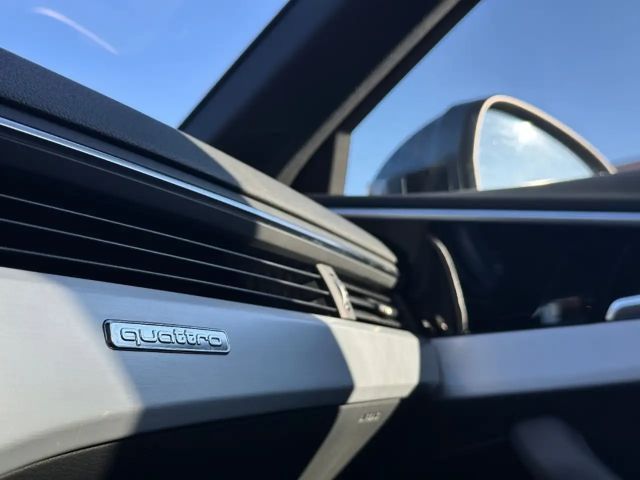 Audi A4 40 TFSI Avant Quattro