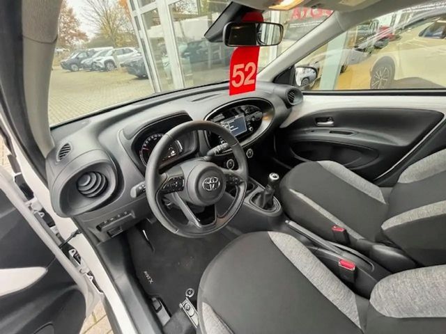 Toyota Aygo X Play X-play