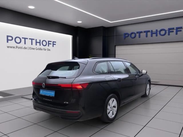 Volkswagen Passat 1.5 eTSI DSG Variant