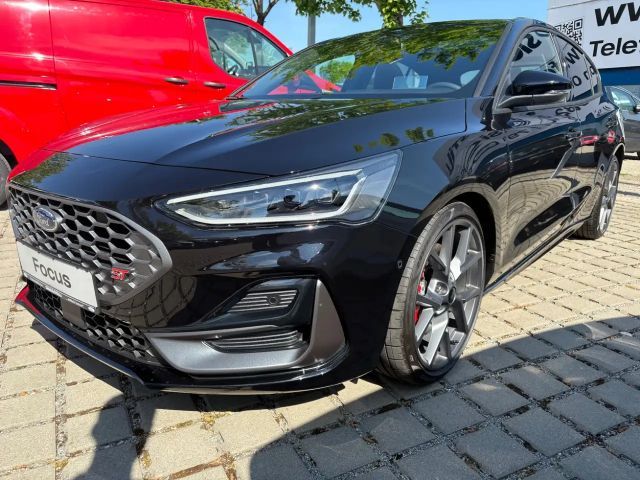 Ford Focus ST Line