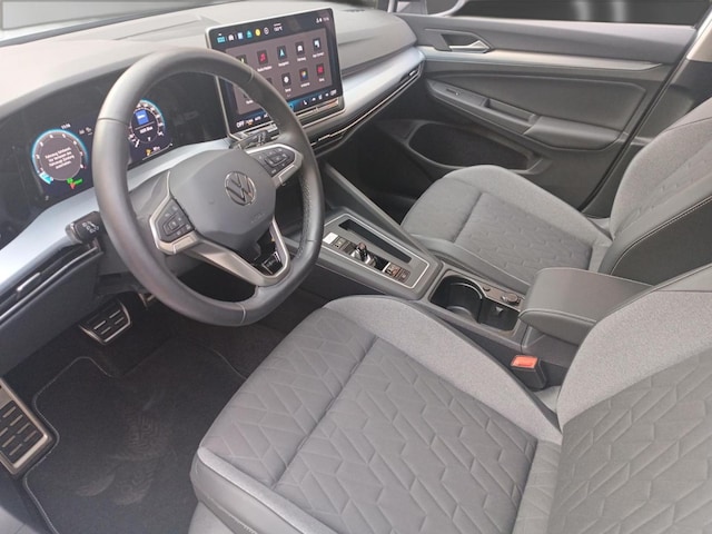 Volkswagen Golf 1.5 eTSI DSG Golf VIII