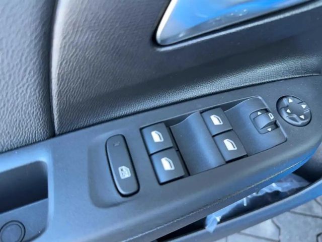 Opel Corsa YES 100Ps LED PDC SHZ Tempomat Carplay uvm.