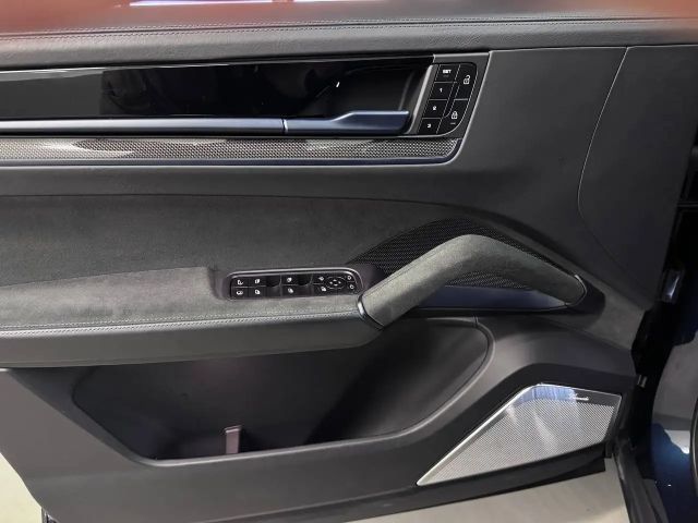 Porsche Cayenne E-Hybrid Turbo