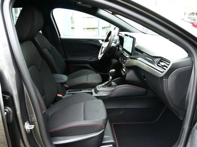 Ford Focus ST Line Wagon