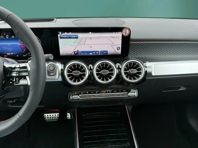 Mercedes-Benz GLB 220 4MATIC AMG Line