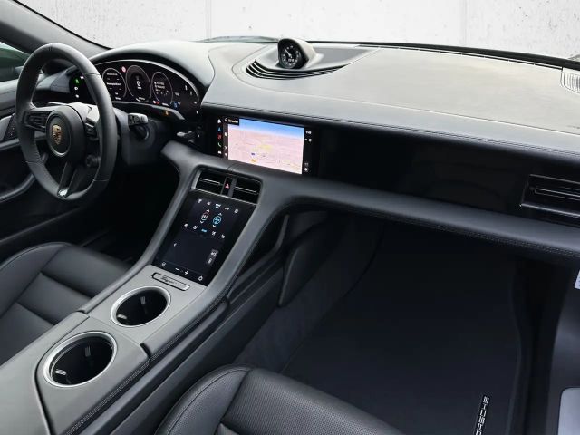 Porsche Taycan 4 Cross Turismo