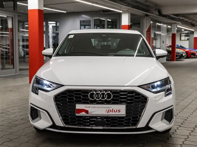 Audi A3 40 TFSI Hybride Sedan