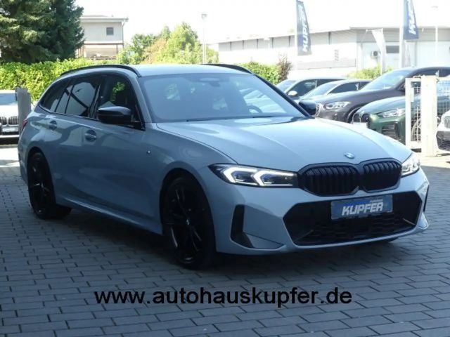BMW 320 320d M-Sport Touring xDrive