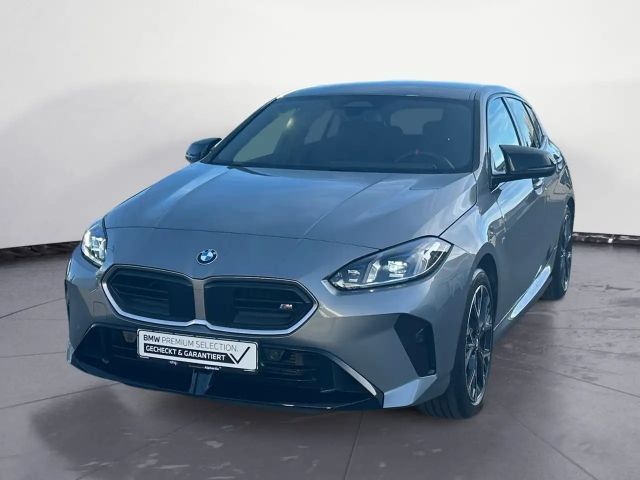 BMW 135 Sedan xDrive