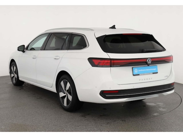 Volkswagen Passat 1.5 eTSI Business