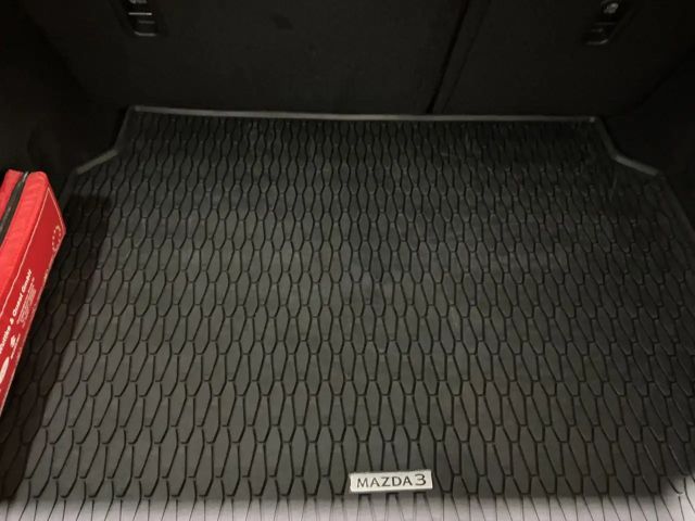 Mazda 3 Lim. 5-trg. Nagisa Automatik Winterräder