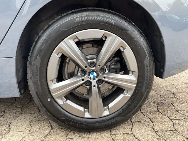 BMW 216 216i Active Tourer Sedan