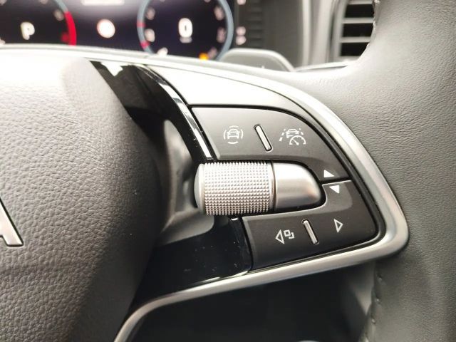 Skoda Karoq 1.5 TSI Tour