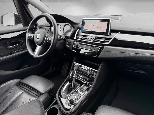 BMW 218 218i Active Tourer Sedan