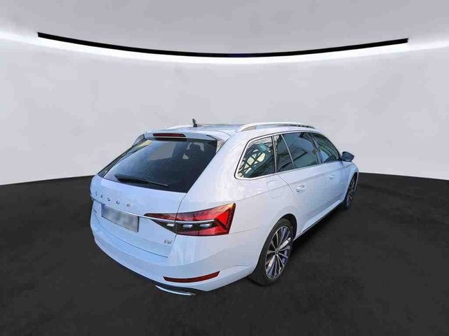 Skoda Superb Combi iV