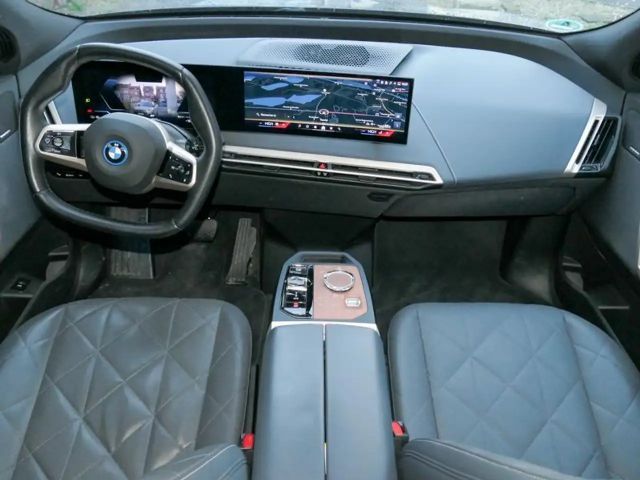 BMW iX xDrive50