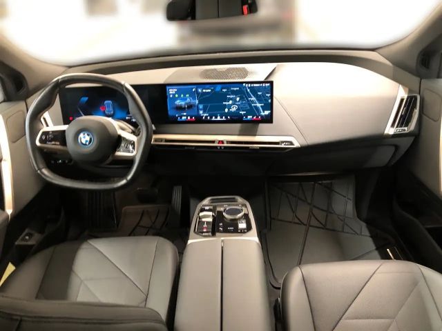 BMW iX xDrive50